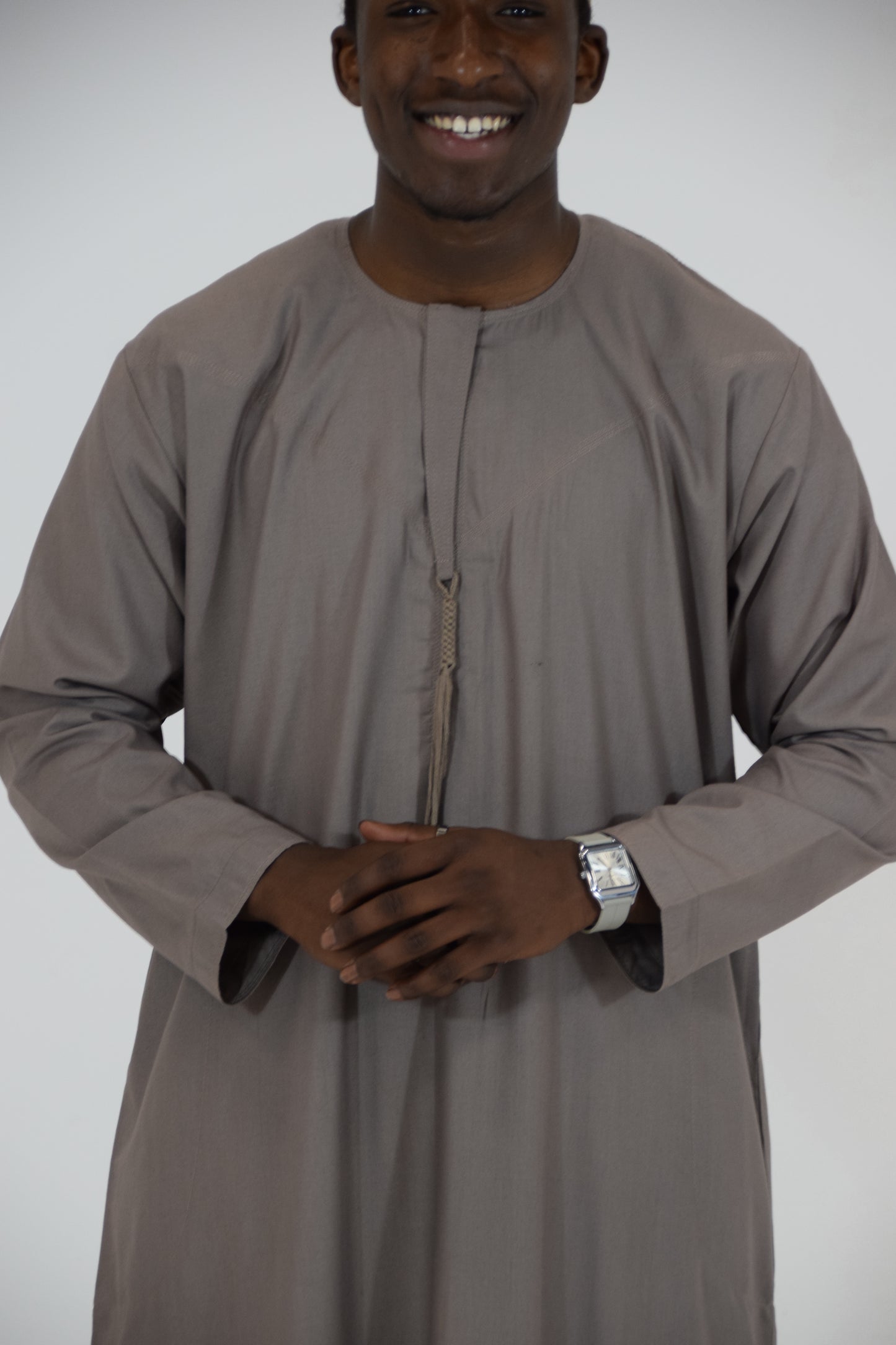 Thobe Emirati Hannawi (Topo)
