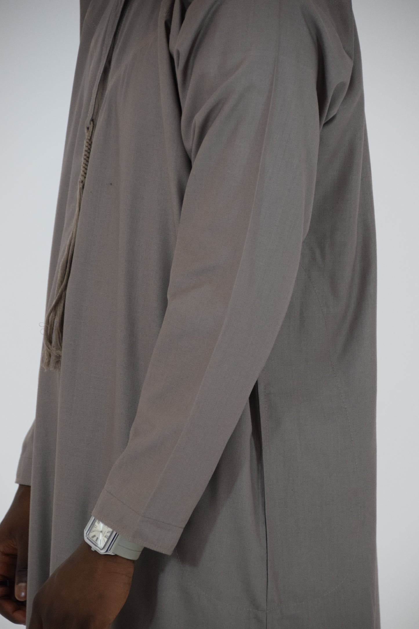 Thobe Emirati Hannawi (Topo)