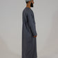 Thobe Emirati Hannawi (Gris azulado)