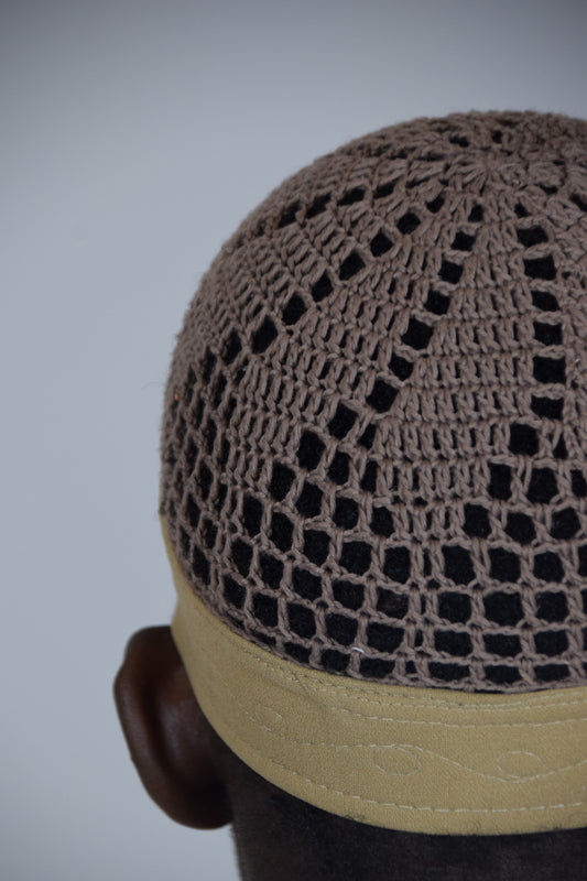 Kufi Egipcio Bordado Clásico – Marron y Beige