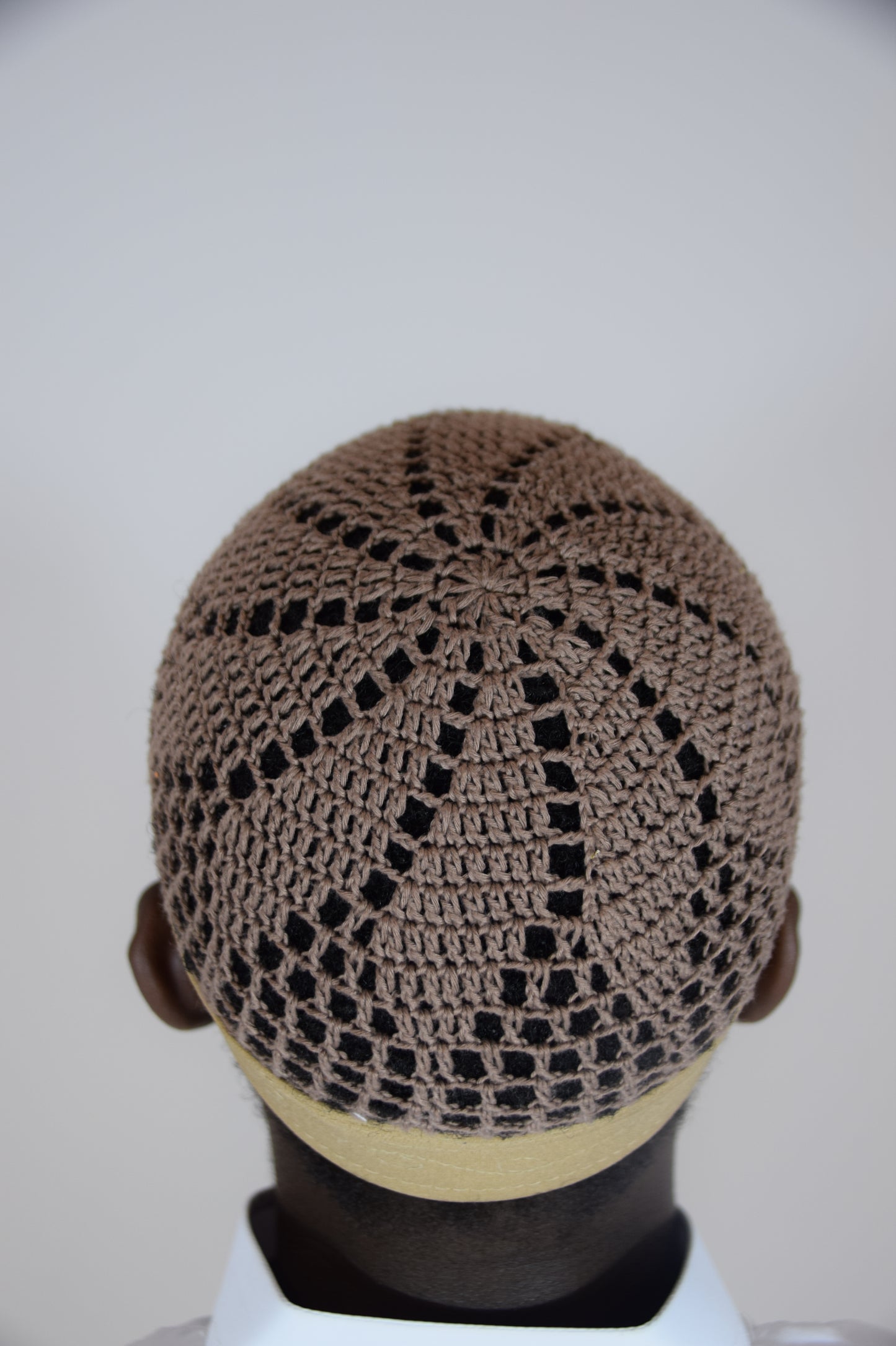 Kufi Egipcio Bordado Clásico – Marron y Beige