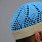Kufi Egipcio Bordado Clásico – Azul cielo y beige