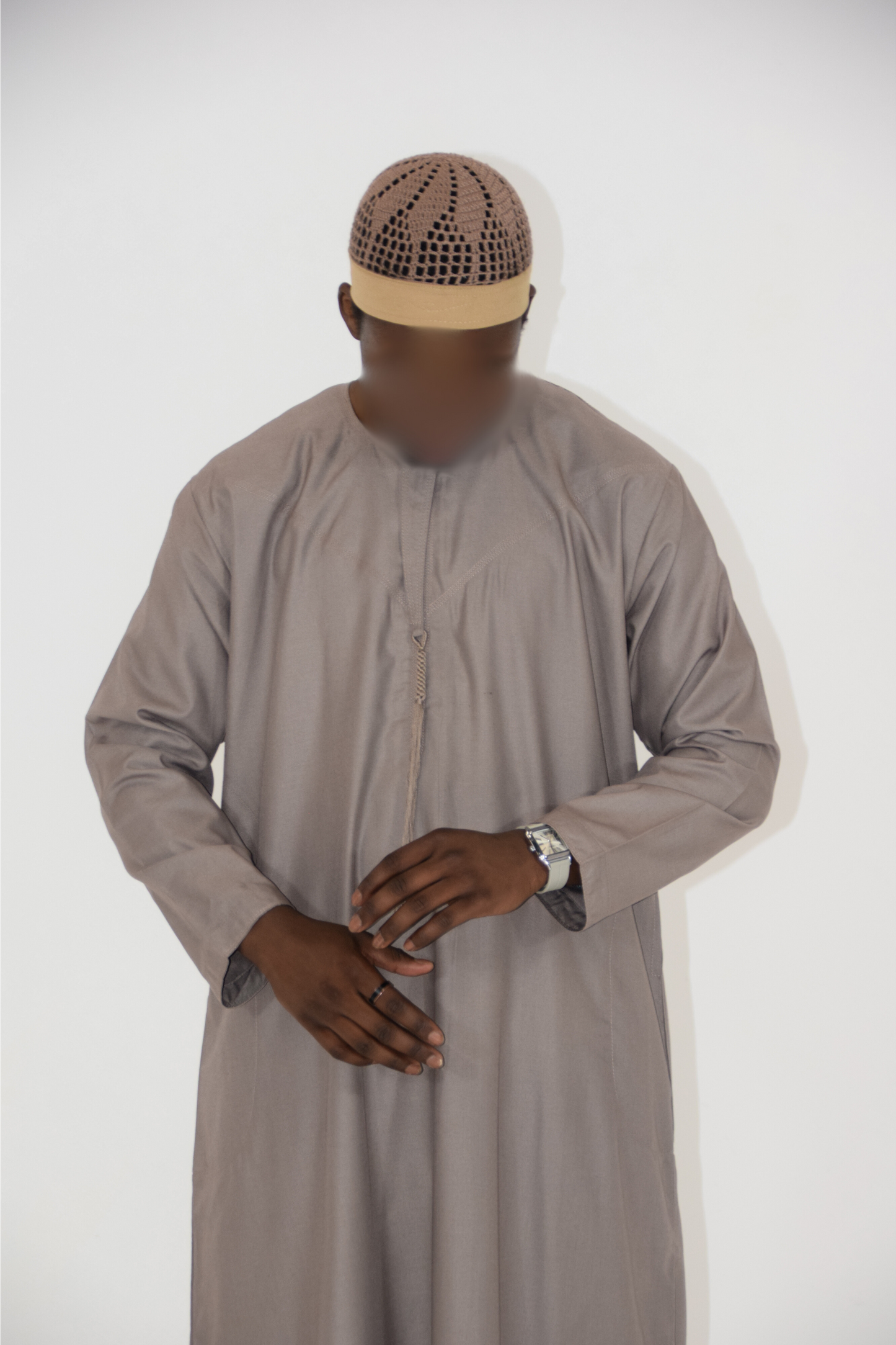 Thobe Emirati Hannawi (Topo)