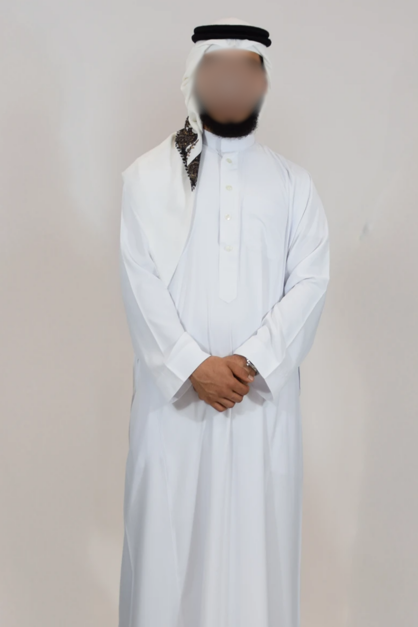 Thobe Haramain Blanco – Pureza & Estilo