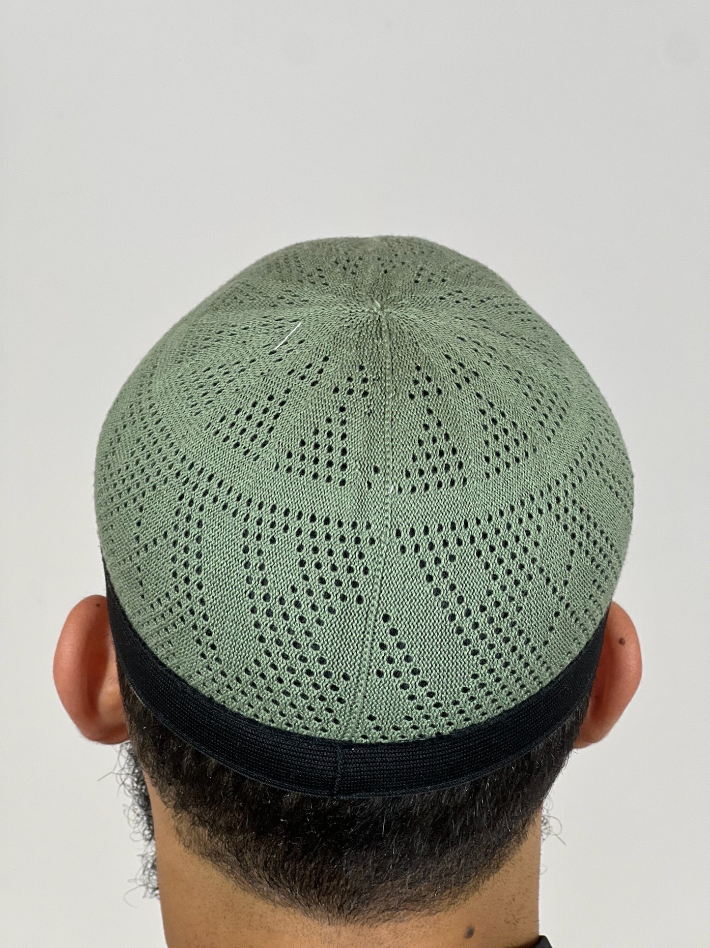 Kufi con Borde Negro - Colores Variados