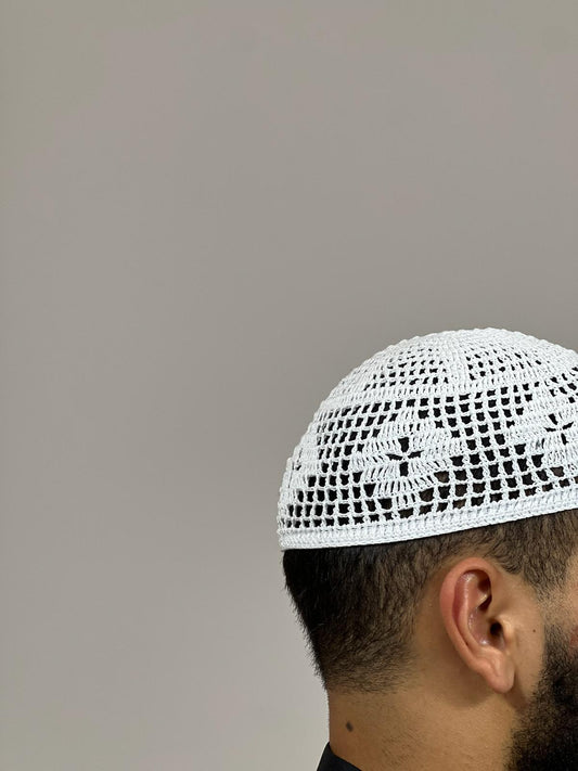 Kufi Abu Muatta - Versatilidad y Estilo Saudí