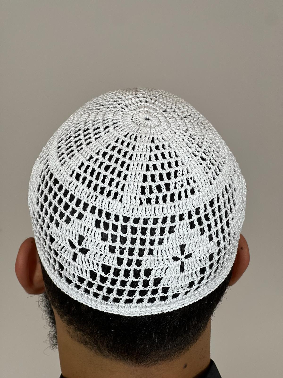 Kufi Abu Muatta - Versatilidad y Estilo Saudí